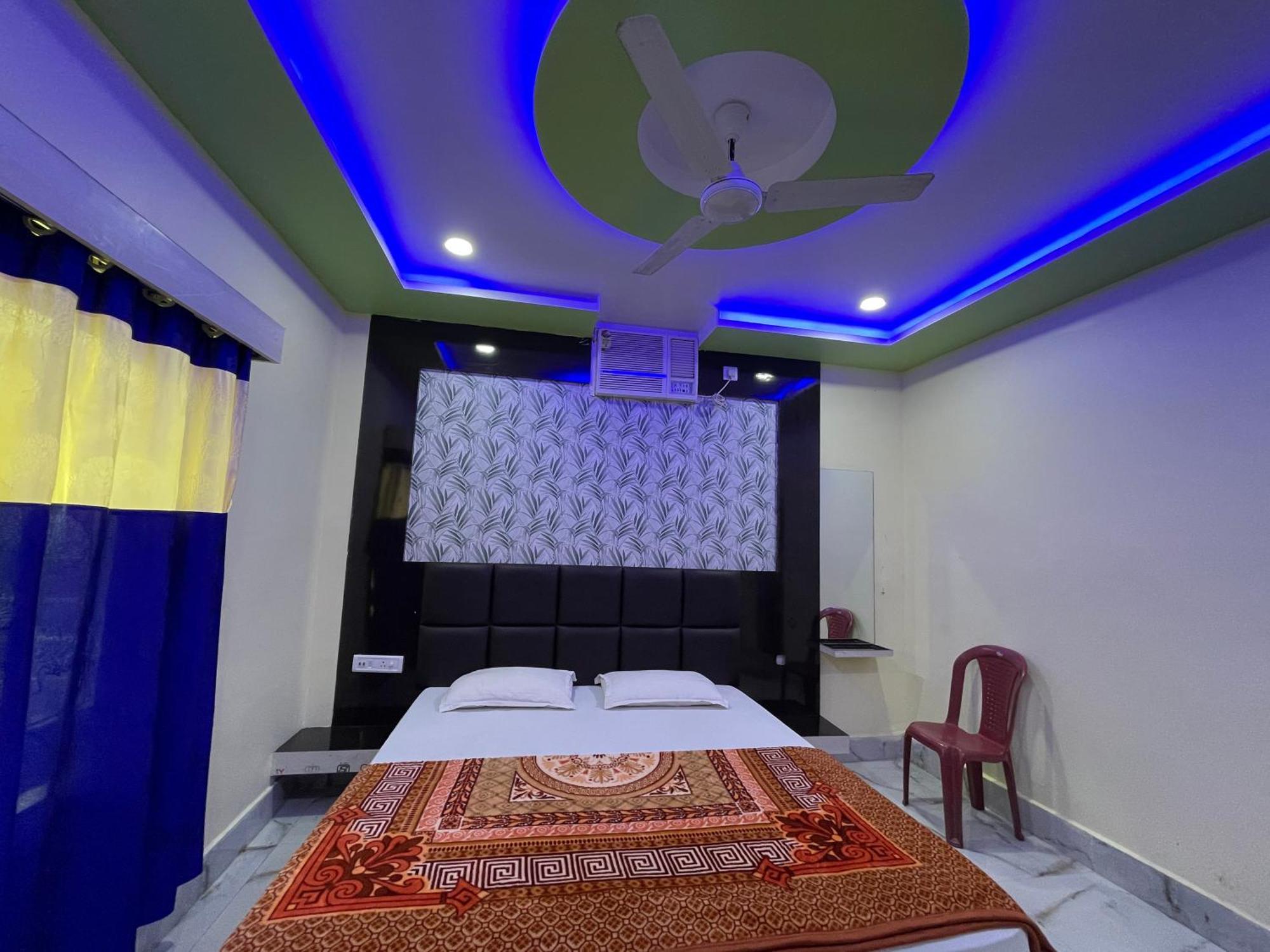 Ojotrip Raghunath Palace Puri Hotel Exterior photo